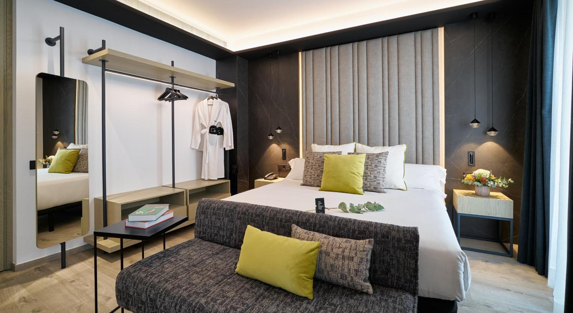 Hotel Regina Madrid Esterno foto